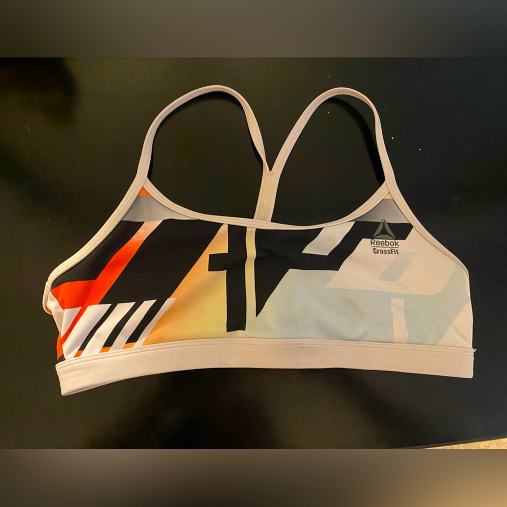 Medium Reebok sports bra